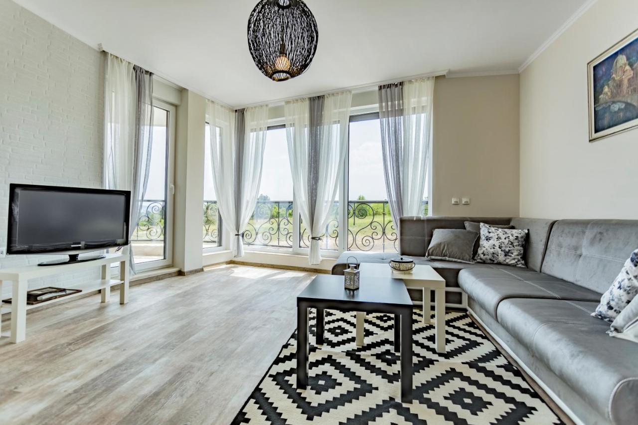 Apartments In Complex Sunny Island Deluxe Chernomorets Eksteriør billede