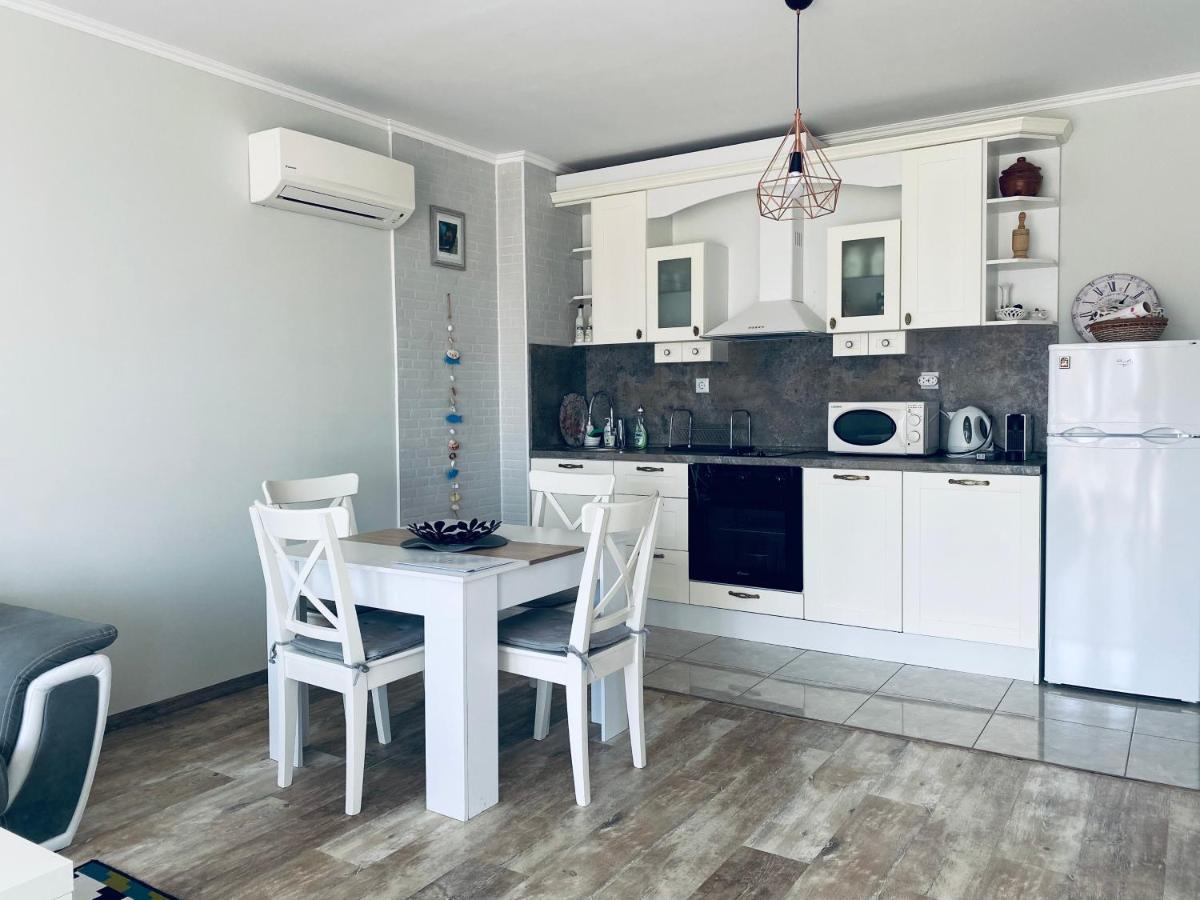 Apartments In Complex Sunny Island Deluxe Chernomorets Eksteriør billede
