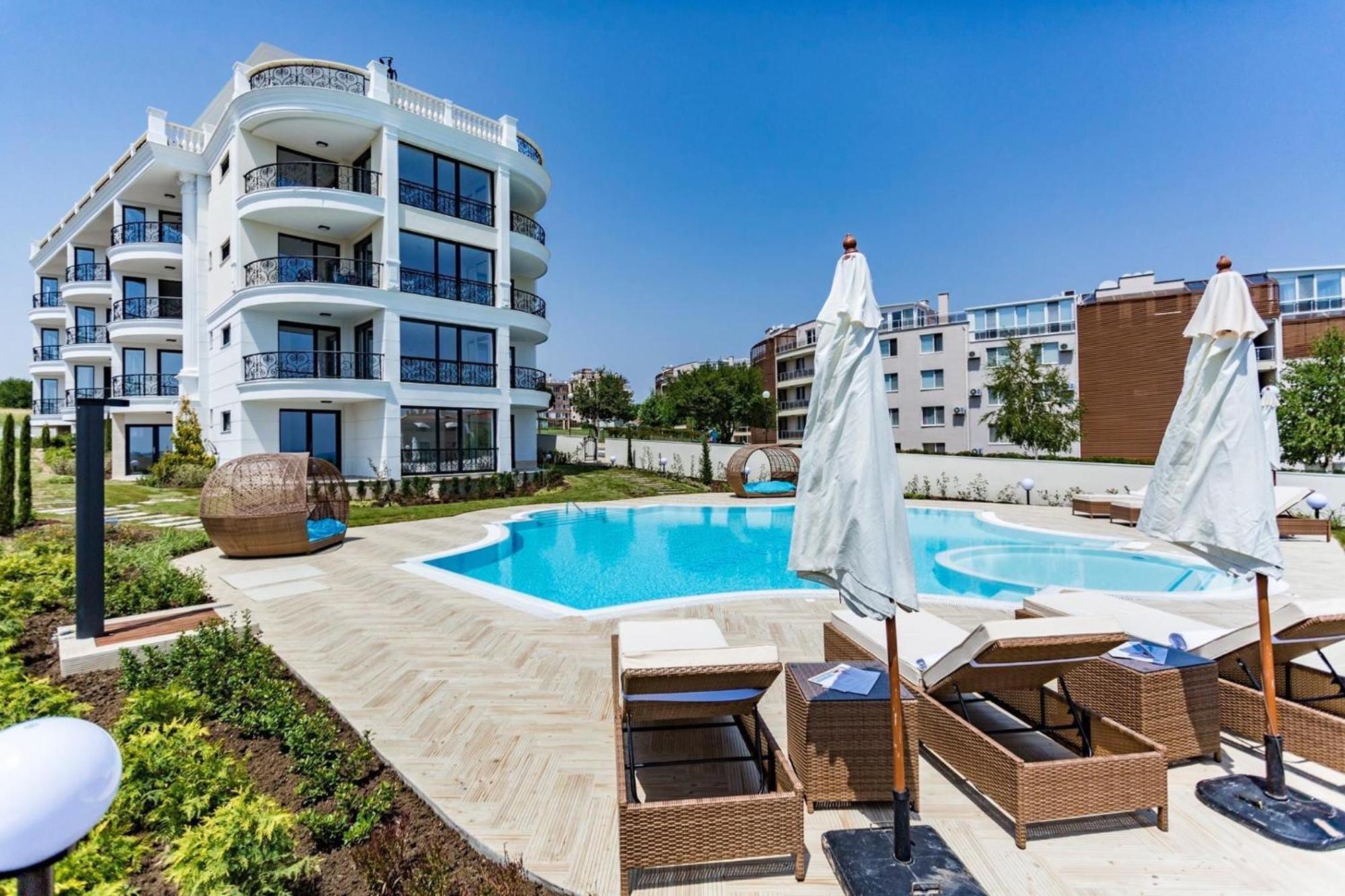 Apartments In Complex Sunny Island Deluxe Chernomorets Eksteriør billede