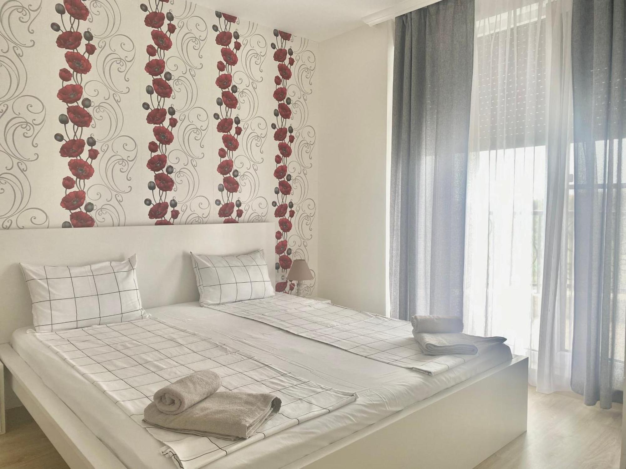 Apartments In Complex Sunny Island Deluxe Chernomorets Eksteriør billede