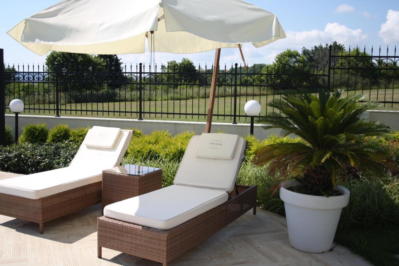 Apartments In Complex Sunny Island Deluxe Chernomorets Eksteriør billede
